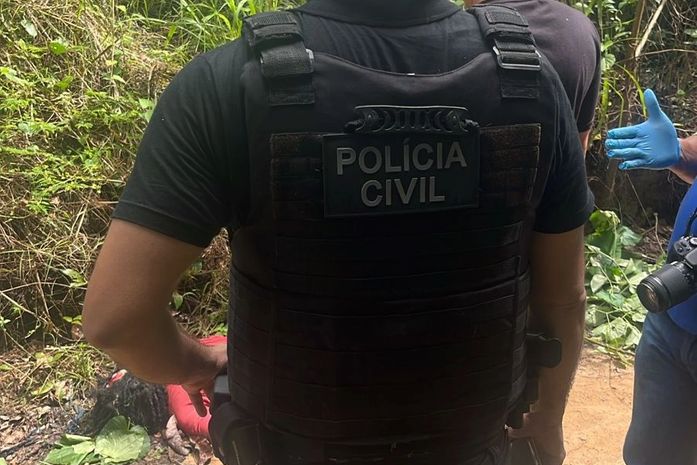 Mulher é encontrada morta com sinais de escalpelamento e múltiplas facadas