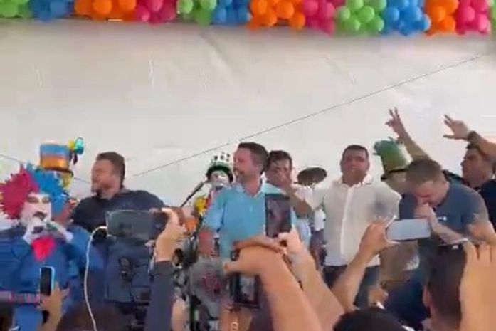 Renan Filho e Paulo Dantas suam, mas provam aos pulos que são amigos de infância