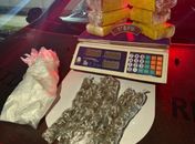 Polícia Militar apreende três armas de fogo quase 4 Kg de drogas em ações na capital e interior