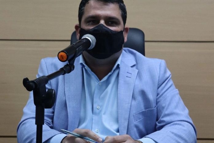 Thiago ML pede que prefeitura devolva projeto para que Câmara paute votação do rateio do Fundeb