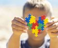 Negativas de planos de saúde podem comprometer tratamento de crianças com autismo

