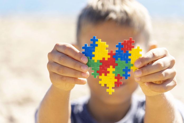 Negativas de planos de saúde podem comprometer tratamento de crianças com autismo