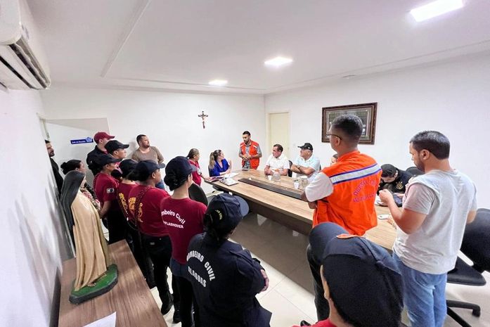 Prefeita Angela Vanessa coordenou força tarefa diante das chuvas em São José da Laje