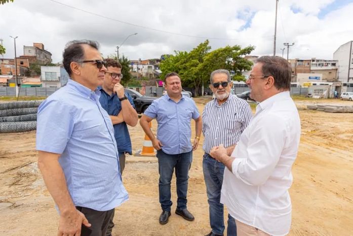 Leo Saturnino visita obras que marcam grandes avanços em Arapiraca