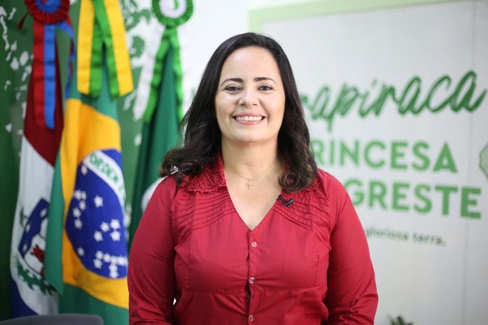 Prefeita Fabiana conclui mandato enxuto e sem demissões