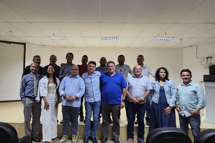 Samyr Malta recebe lideranças em Maceió