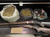 PM combate o crime e apreende armas e drogas no Sertão