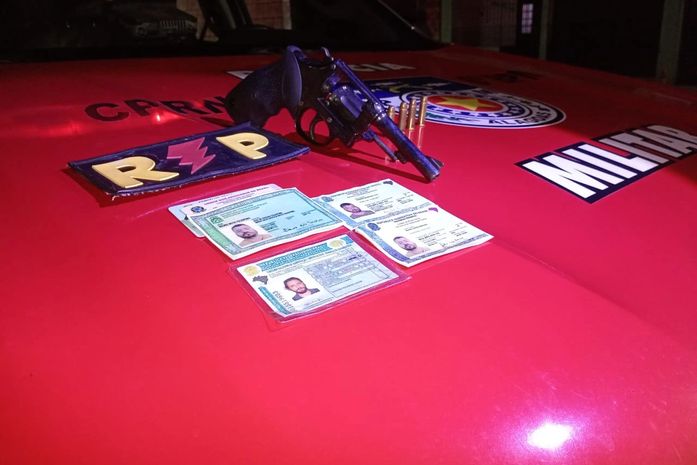Suspeito de agredir companheira é preso com arma, drogas e documentos falsos em Maragogi