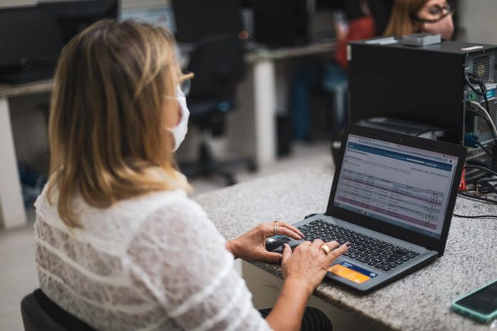 Educação autoriza professores temporários a solicitarem verba para equipamentos de tecnologia