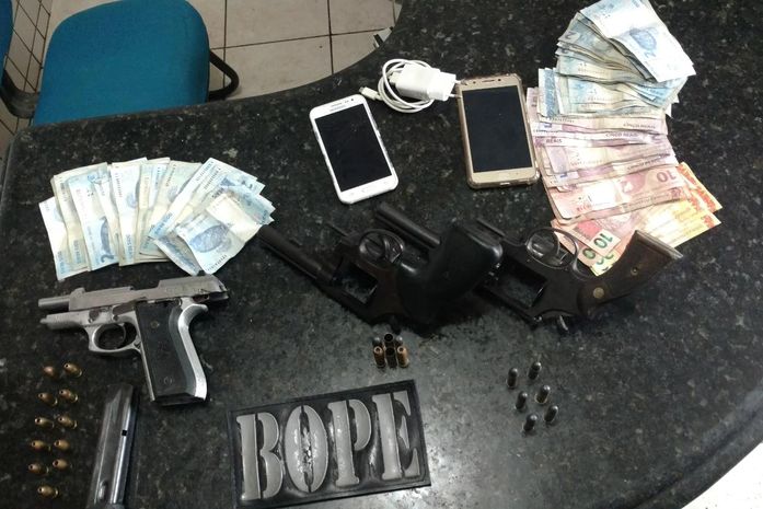 Material apreendido durante a operação