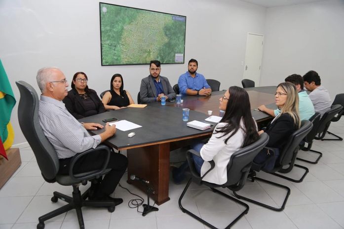 Prefeito Rogério Teófilo recebe a visita da Comissão de Advogados da OAB-Arapiraca