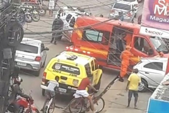 Homem é gravemente ferido na cabeça após briga e casal termina preso em Arapiraca