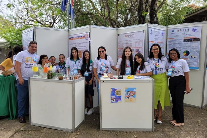 Com projetos criativos, alunos da rede municipal de Branquinha se destacam na Semana Sinpete