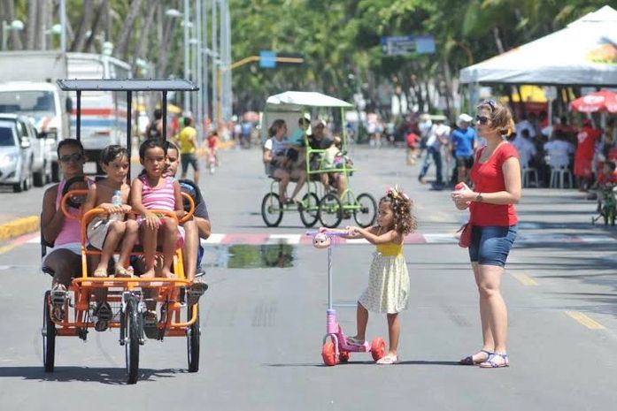 Diversão na Rua Fechada