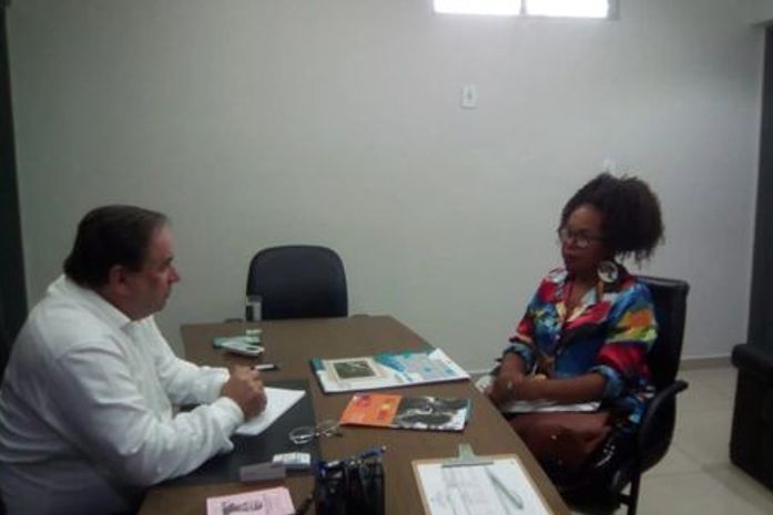 Com apoio de Luciano Barbosa, Odo,Livro Preto de Poesias tem Leitura Afro Comentada, no Rio de Janeiro.