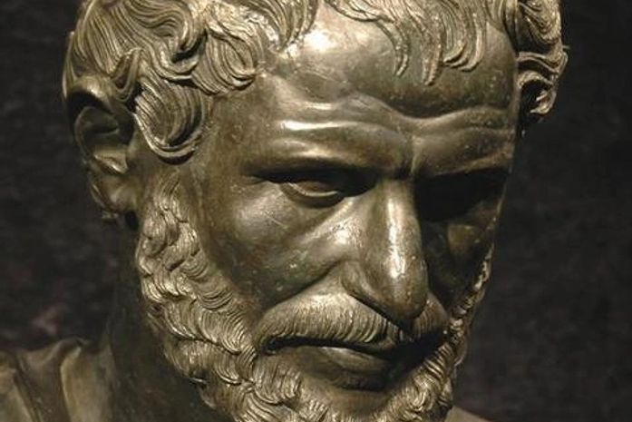 Quanta falta você nos faz Heráclito