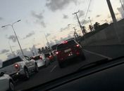 Acidente deixou três feridos e causou congestionamento no Pontal da Barra
