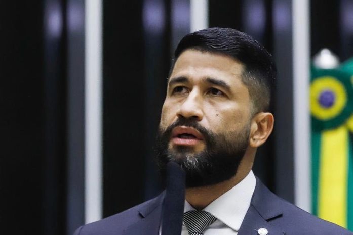 Deputado Fabio Costa celebra 23 anos na segurança pública e diz que sua missão agora é ainda maior