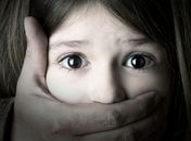 Violência sexual de crianças e adolescentes reduz em AL e pode significar ausência de denúncias