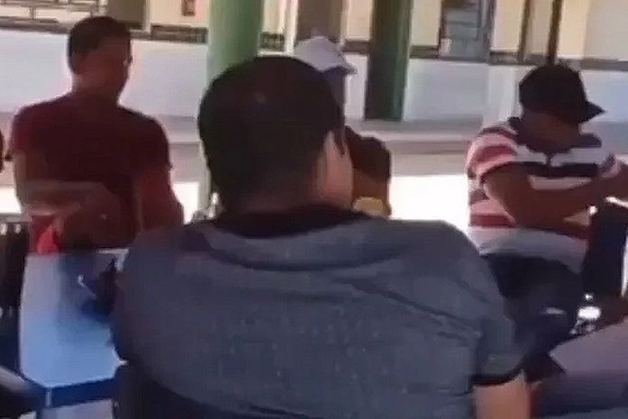 Vereador que foi visto bebendo dentro de escola em Igaci será investigado pelo MP