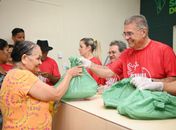 “Semana Santa Sem Fome”: Prefeito George Clemente distribuiu mais de 30 mil kits de alimentos 