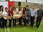 Prefeitura e Governo do Estado entregam 577 cestas nutricionais em Santana do Ipanema