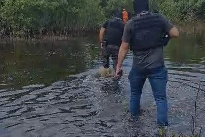 Operação em área apontada como cemitério clandestino encontra dois corpos em Coruripe