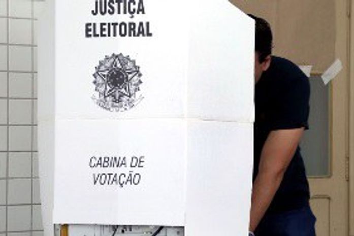 Cenário nacional: confusão para sucesssão em AL também se repete em outros estados