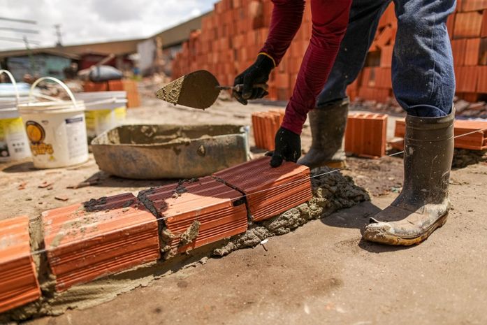 Prefeitura de Maceió inicia construção de barracas no entorno do Mercado da Produção