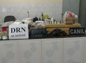 Com os criminosos foram apreendidos 24kg de drogas