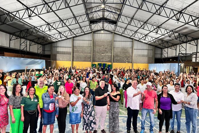 Prefeito George Clemente lança programa “Bolsa Auxílio EJA”