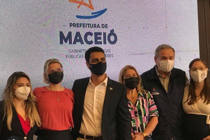 Vereadora Gaby Ronalsa participa do lançamento Programa Salve Mulher