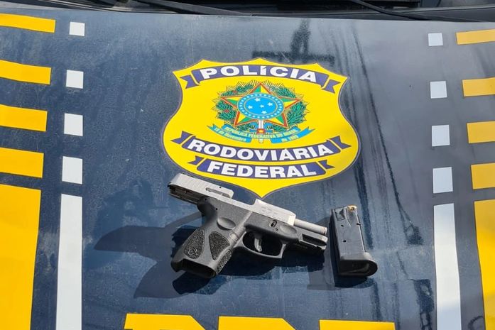 PRF prende homem por porte ilegal de arma em São Miguel dos Campos