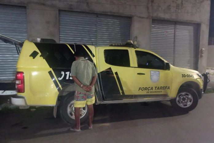 Violência doméstica: idoso de 69 anos é preso suspeito de atacar esposa com faca peixeira