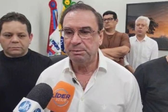 Luciano Barbosa presta solidariedade a população de Coité do Nóia