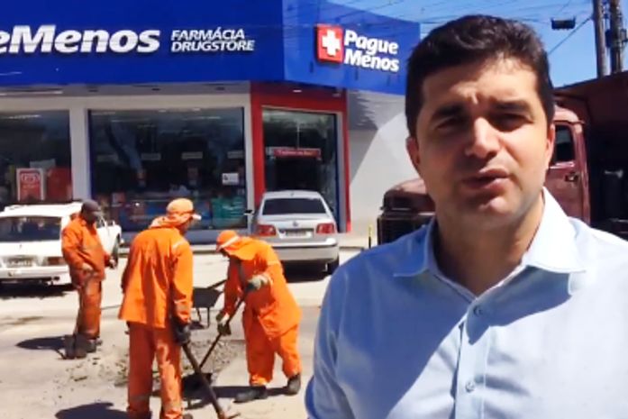 Rui Palmeira acompanha operação tapa-buraco