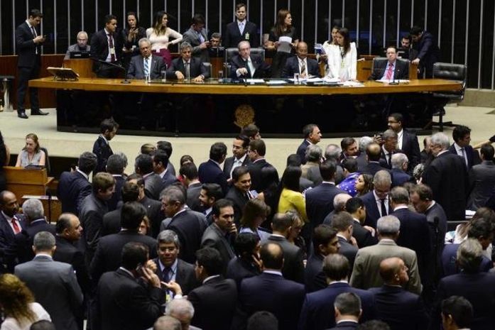 Renan deve escolher ministro fora de Alagoas