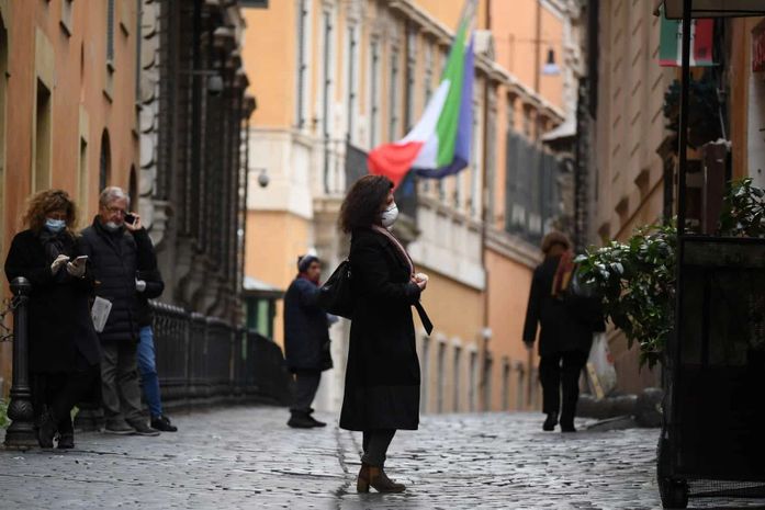 Hospitais italianos tratam coronavírus com sangue de doentes curados