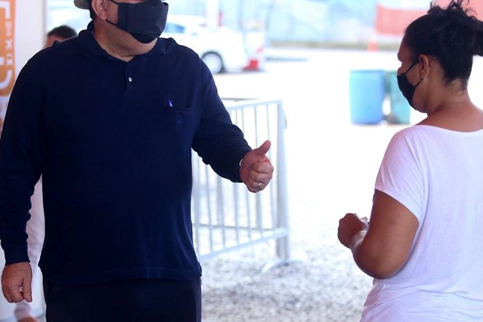 Prefeito de Rio Largo, Gilberto Gonçalves, anuncia vacinação de pessoas acima de 50 anos para esta sexta (11)