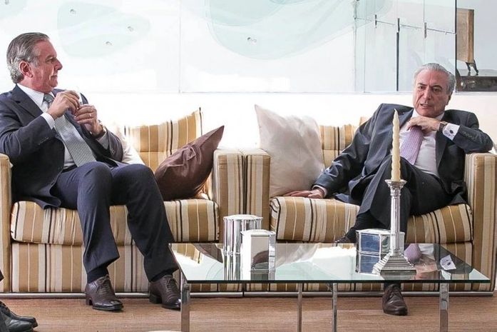 Exclusivo: Collor busca, hoje(09), apoio de Temer para enfrentar Calheiros