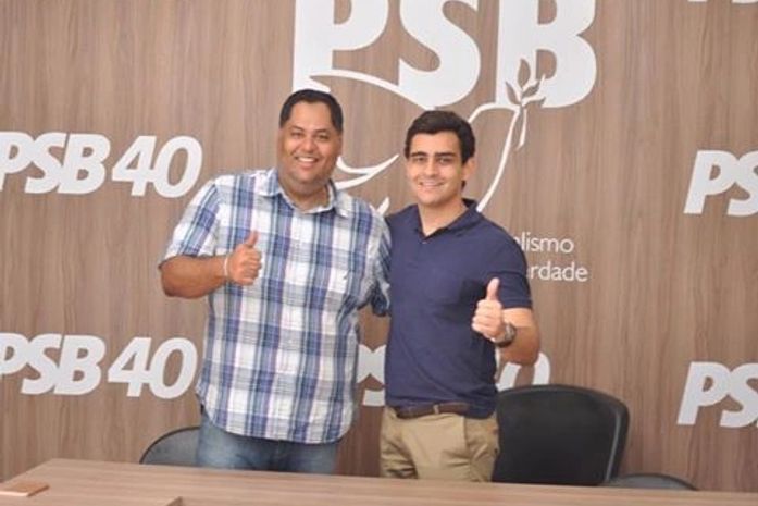 JHC comemora aliança com o PTB de Antônio Albuquerque