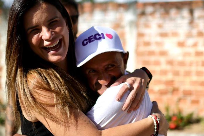 Enquanto levantam dúvidas nos bastidores, Ceci fortalece seu nome nas ruas e perto das pessoas
