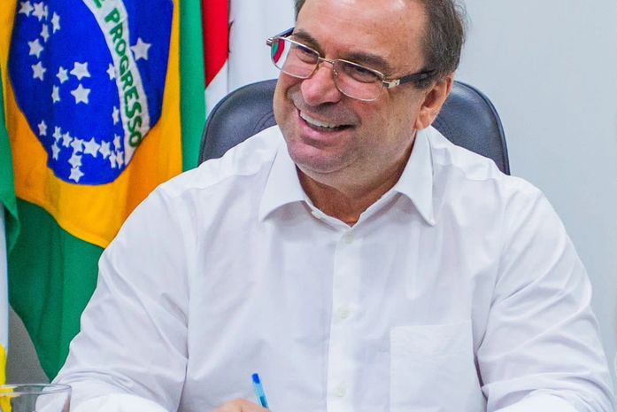 Prefeito Luciano Barbosa