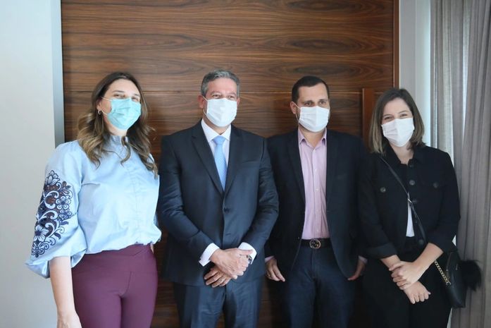 Deputadas Cibele Moura e Jó Pereira se reúnem com presidente da Câmara