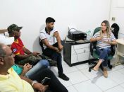 Prefeitura reúne instituições e secretarias para discutir ações de monitoramento e combate às manchas de óleo nas praias