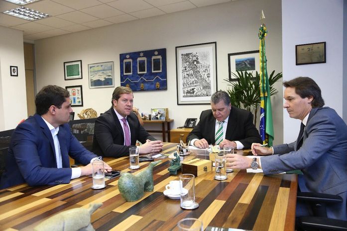 Marx Beltrão destrava R$ 2,6 mi para programa que leva água para consumo no Agreste e Sertão alagoano