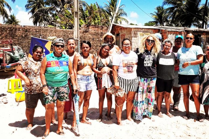 O que esse povo sujo está fazendo aqui na praia?
Chicoteou a mulher branca,ou,o racismo estrutural como definidor de lugares e destinos