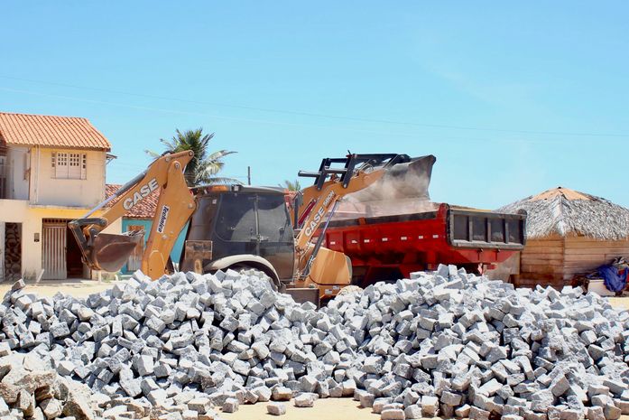 Programa Pavimenta Coruripe segue avançando e chega ao Miaí de Baixo