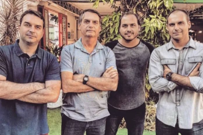 Filme do Bolsonaro: quais atores vão viver Jair, Flávio, Carlos e Eduardo