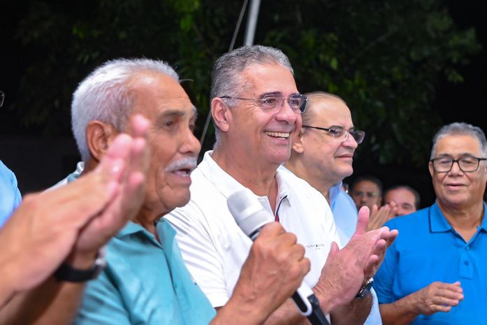 Prefeito George Clemente realizou a entrega da 3ª etapa do calçamento do José Calazans